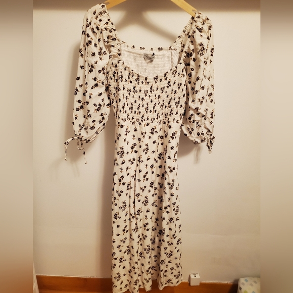 Faithfull the Brand Paola Floral-Print Shirred Midi Dress. White, brown. Boho. S - Picture 3 of 14